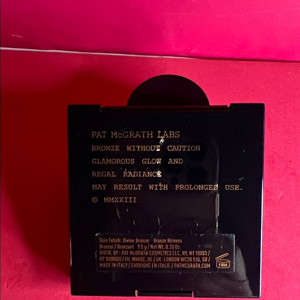 Pat McGrath Skin Fetish Divine Bronzer - Black Compact
